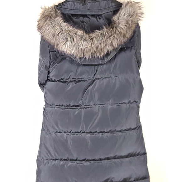 Micheal Kors Winter Puff Jacket - Picture 2 of 5